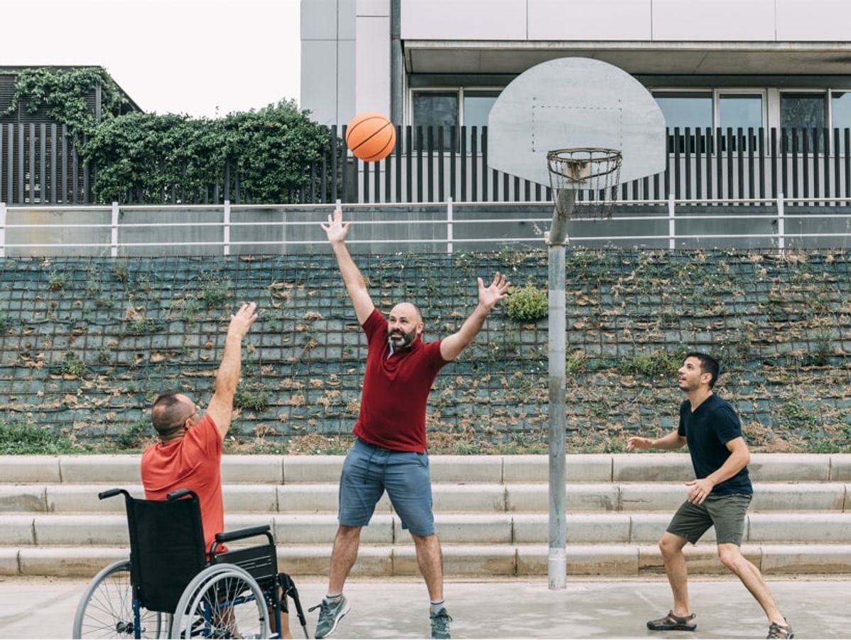 Comment mesurer l’impact social du sport auprès des personnes vulnérables ?