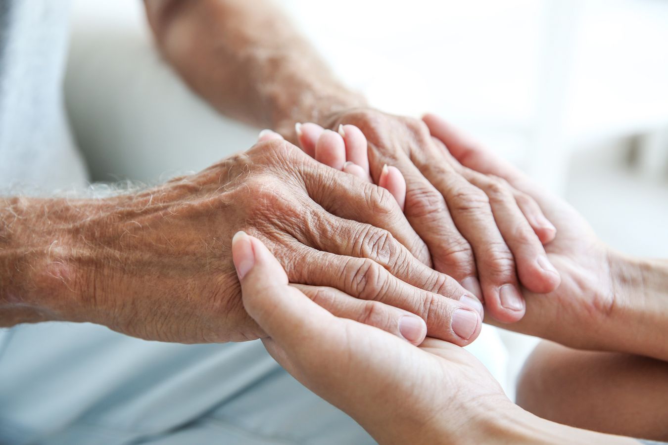 Accompagner les proches aidants : Témoignages d'acteurs de terrain d'Indre et Loire