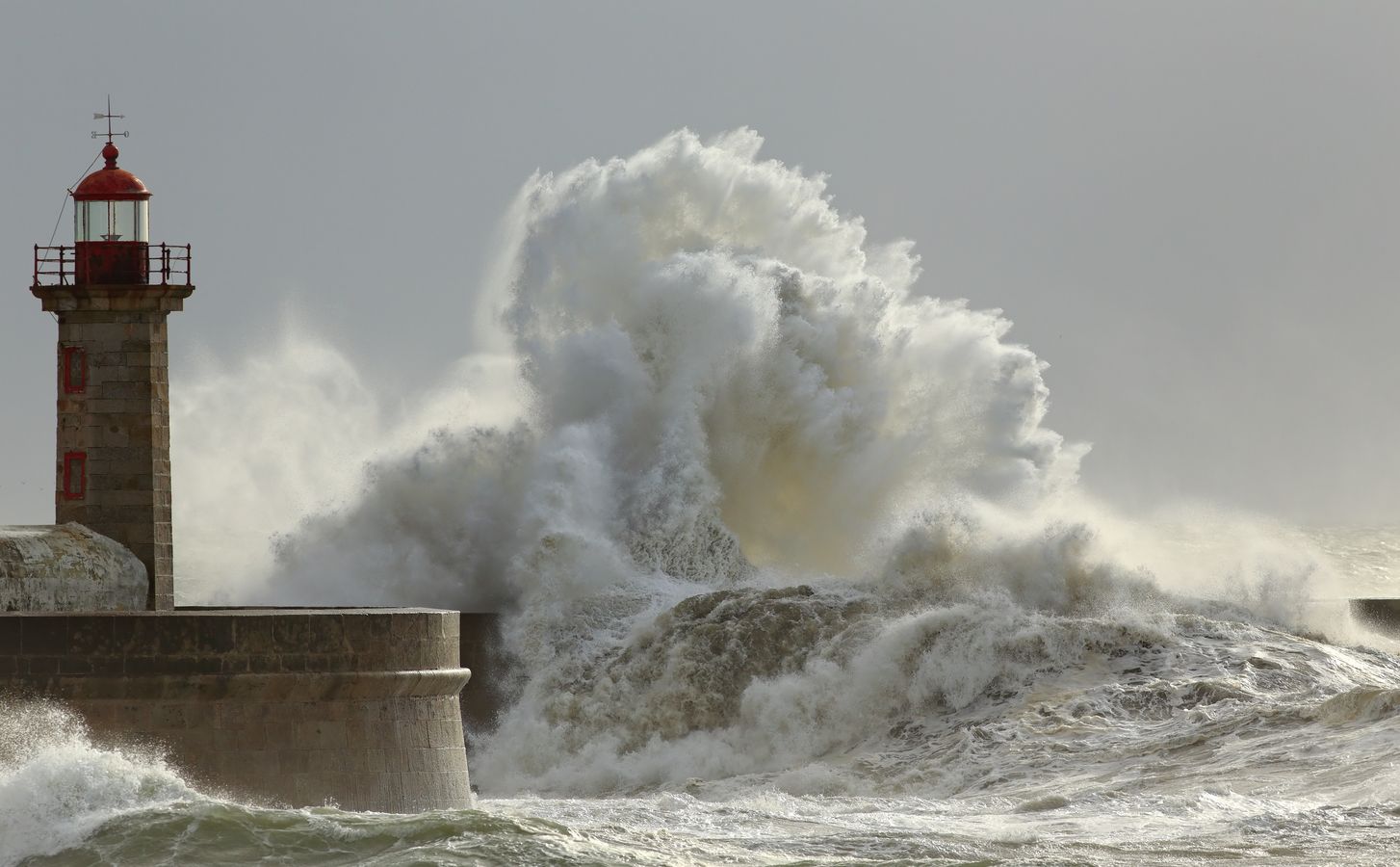 Conséquences et impacts de la tempête Ciarán sur les routes