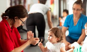 Les relais petite enfance : connaître et adopter le nouveau référentiel des missions