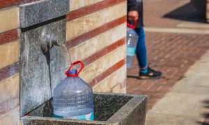 Habitats précaires, bidonvilles : comment assurer l'accès à l'eau pour tous ?